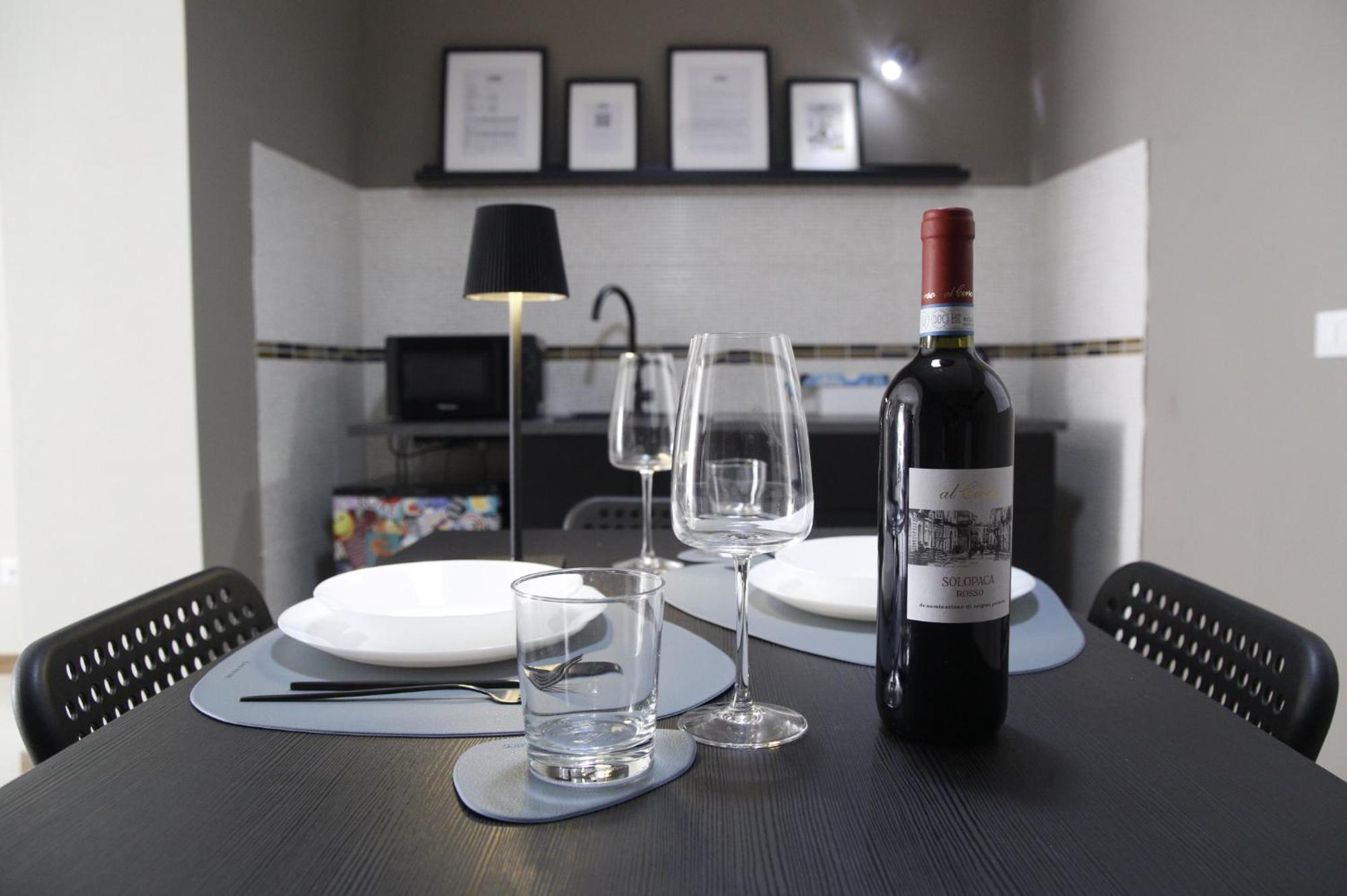 Grey Apartment Caiazzo Extérieur photo